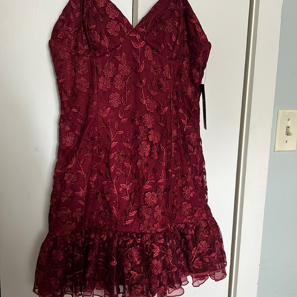 deep red Lulus dress never worn